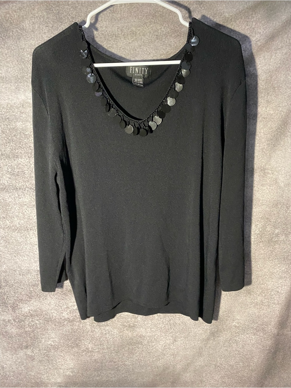 Finity Woman 1X Black V-Neck Knit Sweater Beaded Sequin Neckline Long Sleeve Top